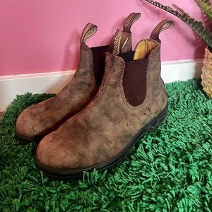 Blundstone 585 in Classic Rustic Brown